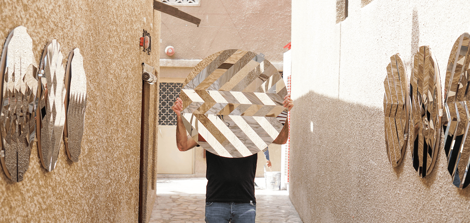 Mirrorigami: Endless Reflections image 2